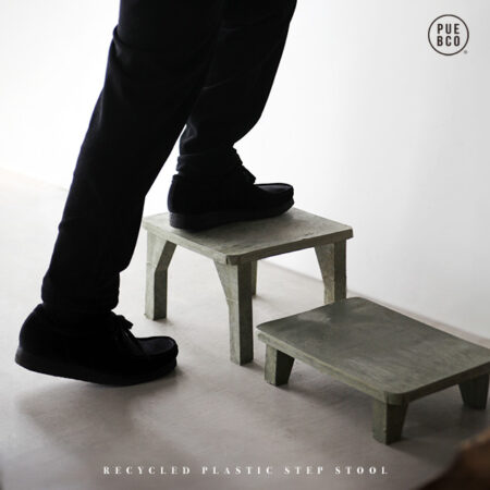 RECYCLED PLASTIC STEP STOOL ステップスツール PUEBCO