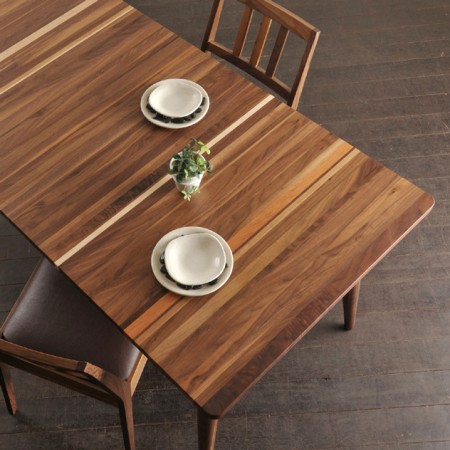 木目混ざり。Gemma Dining Table CLASSE クラッセ