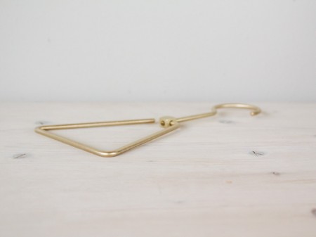 千葉工作所 Brass Hanger – Triangle 真鍮トライアングルタオル 