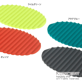 ポテチ的鍋つかみ。Nami （シリコンマット） 