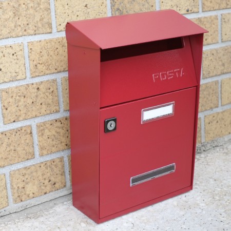 レトロな郵便ポスト。LCL ITALIAN POST BOX 