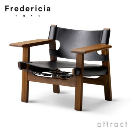 豪華な革と木の椅子。The Spanish Chair  Fredericia 