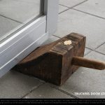 TRUCKERS DOOR STOPPER / PUEBCO