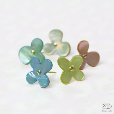 cohana 貝釦のお花のプッシュピン