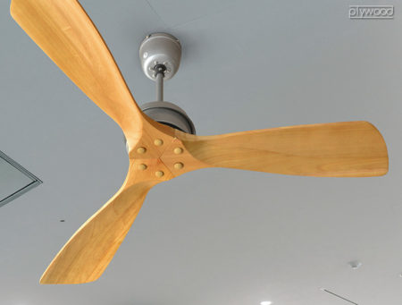 天然木シーリングファン。HERMOSA BASQUE WOOD CEILING FAN