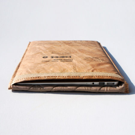 封筒型パソコンケース。Anaheim Laptop Sleeve 13inch