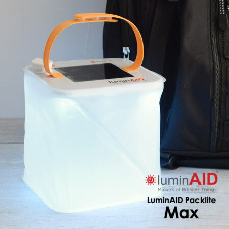 防水型ソーラーランタン LuminAID 
