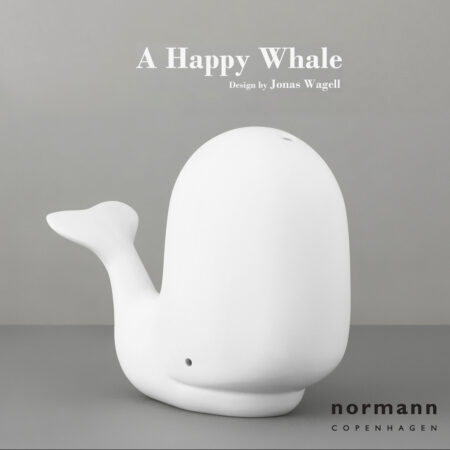 くじらの置物。normann COPENHAGEN　Happy Whale
