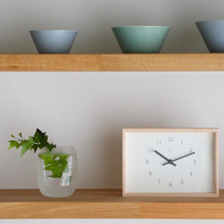 ガラスのフラワーベース。WINDOW VASE