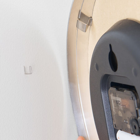 壁用フックピン。Pli