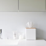 トイレットペーパーに統一。toilet paper/tissue paper holder