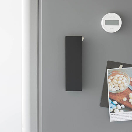 カッターナイフホルダー