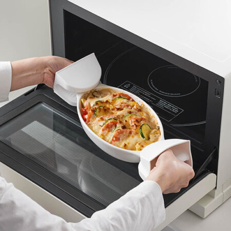 磁石でくっつく鍋つかみ。magnet silicon potholder