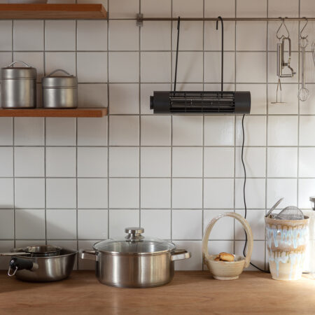 コンパクトタワー扇風機。USB desk fan