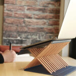 組格子ノートパソコンスタンド