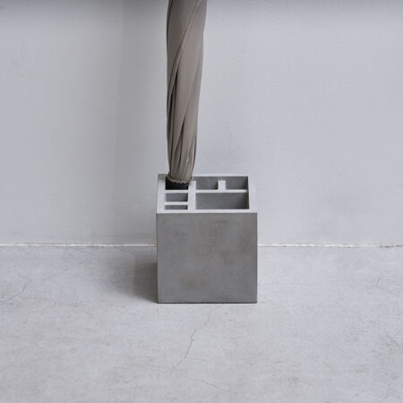 モルタル傘立て。SPLASH Square Mortar