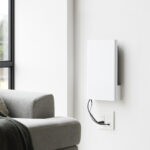 壁付けルーター収納。Wall-mounted Router Storage