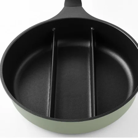 センターエッグトリプルパンmini