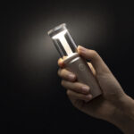 シェード付きランタン懐中電灯。Camplight HOTO