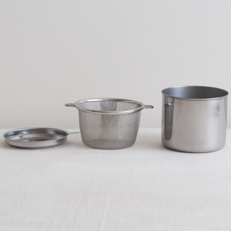 水切りヨーグルトポット 燕三条／ Three Snow 新越ワークス