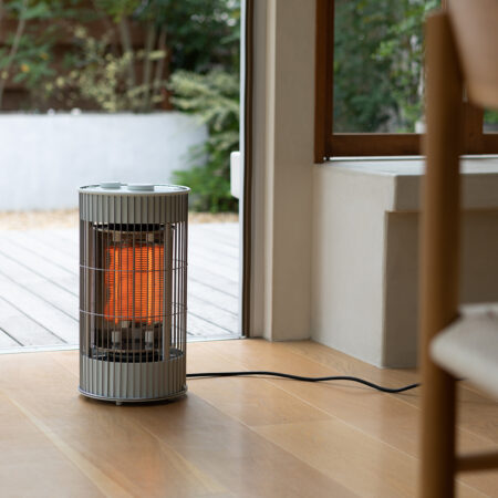 電気式カーボンヒーター。Terrace Heater