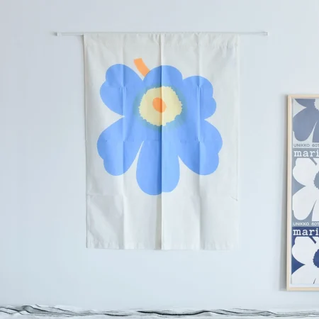 マリメッコ ウニッコ 日本限定 のれん