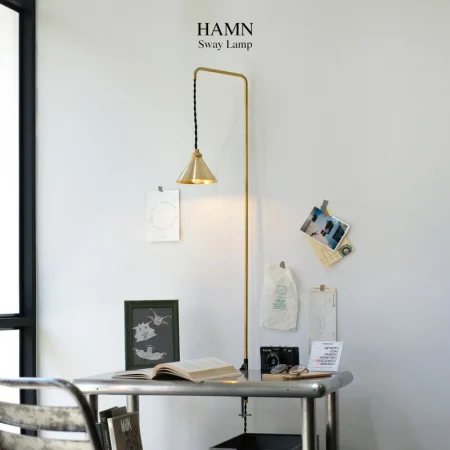 クランプ照明。WEST VILLAGE TOKYO / HAMN Sway Lamp