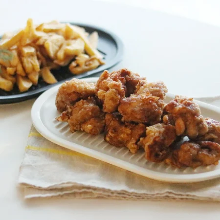 揚げ物皿。かもしか道具店 からあげのプレート