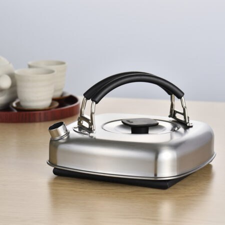 薄型やかん。FLATKETTLE