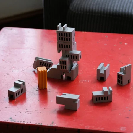 積みあげオブジェ。A Tangible Future Brutalist Tower