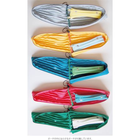 dan/ダン　 ZIPPU SANKAKU ジップ サンカク ポーチ