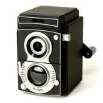 あごみたいなインパクト。キッカーランド　CAMERA PENCIL SHARPENER