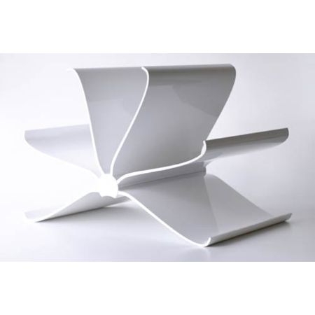 きっとこれは鳳凰の舞。Kartell カルテル Front Page マガジンラック