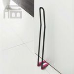 背の高いドアストッパー。Yamazaki stand door stopper LINE