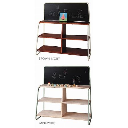 黒板付きラック。PRIMARY RACK&BOARD