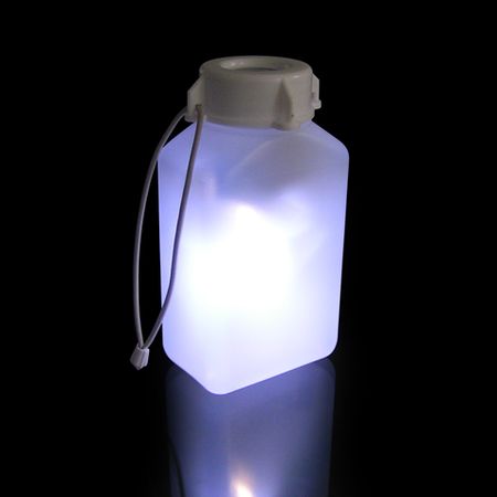 ボトル型LEDライト”Can of Light”